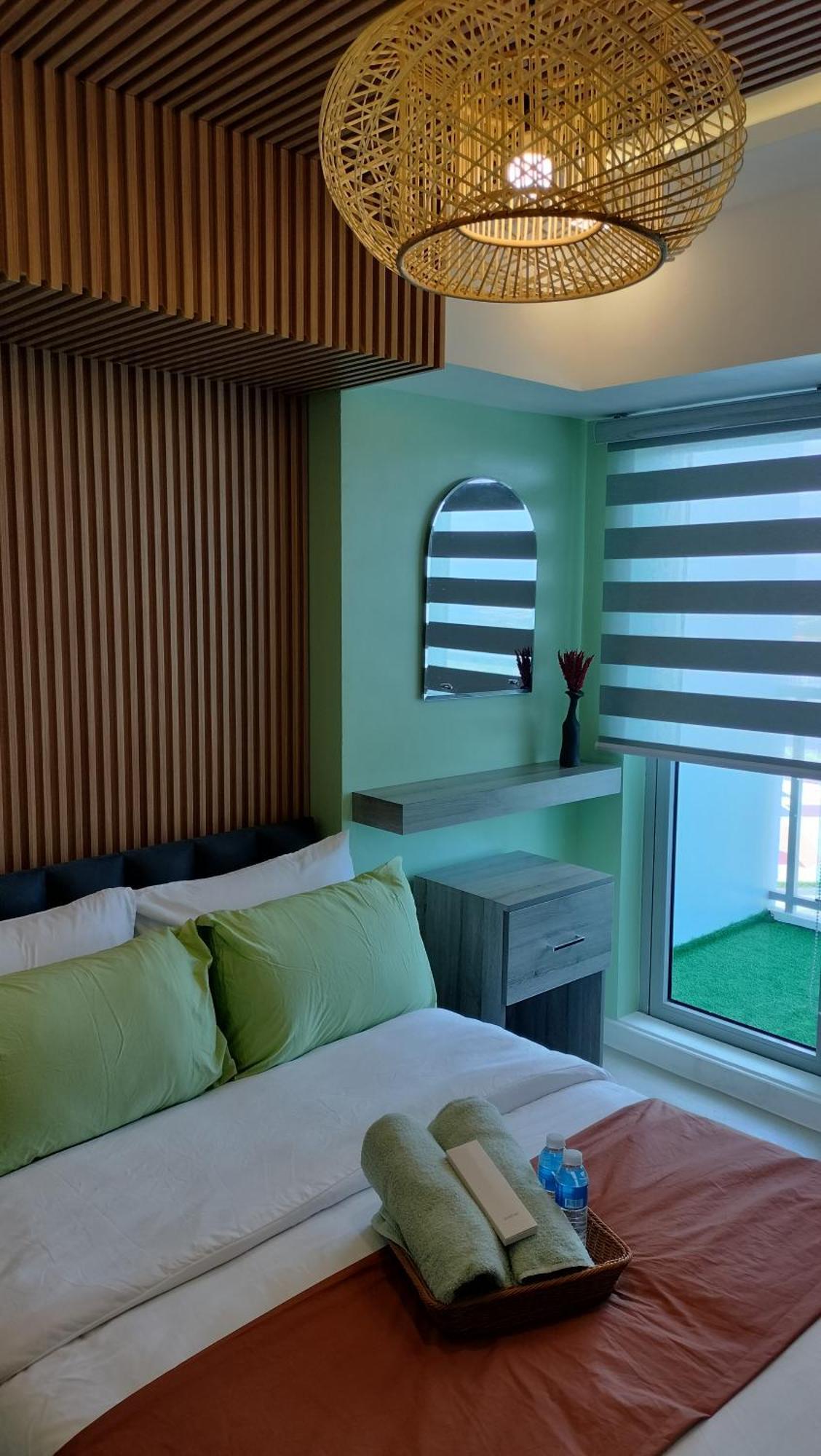 Azure North Studio Units Located In 17Th Floor And Above 圣费尔南多 外观 照片