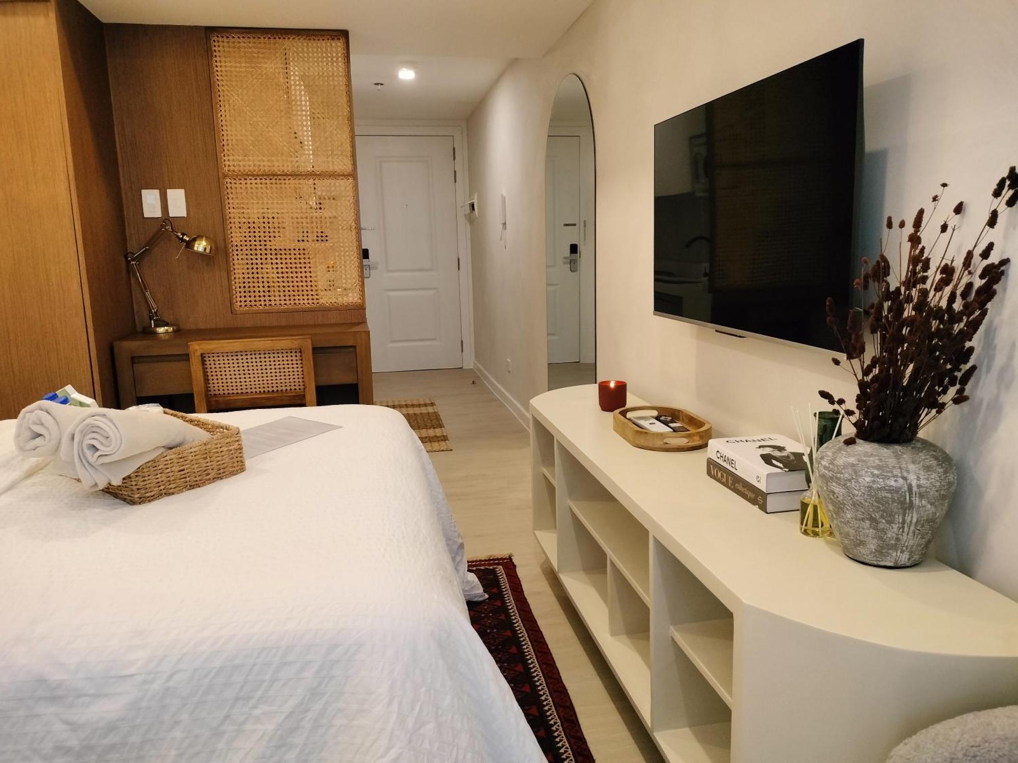 Azure North Studio Units Located In 17Th Floor And Above 圣费尔南多 外观 照片